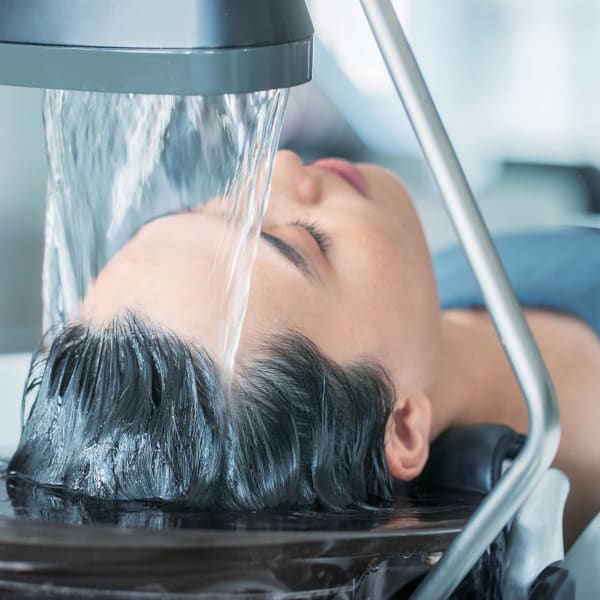 【癒し♪】リラックス 炭酸ヘッドスパ （頭浸浴）|Hair & Spa y‐Forme Ginza