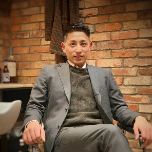 ビジネスマンの身だしなみ【シェービング】理容室ならではの眉毛もお任せください!アイブロウも可能です。|ヒロ銀座 BARBER SHOP 新宿店