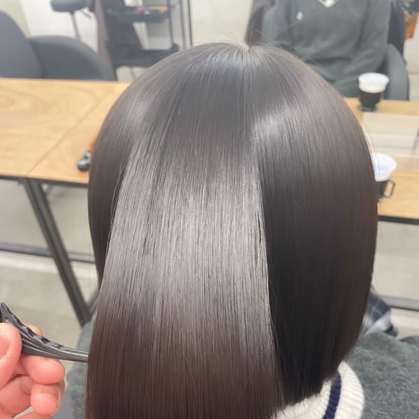 縮毛矯正・ストレートが得意なサロン|YUCCA eha 豊中