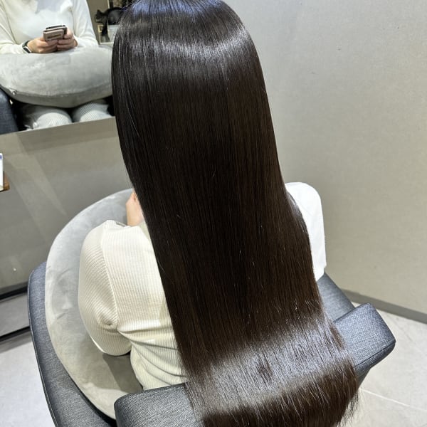 うるツヤになれる厳選トリートメントが自慢のサロン|清澄白河 美容院 FORM FOLLOWS FUNCTION