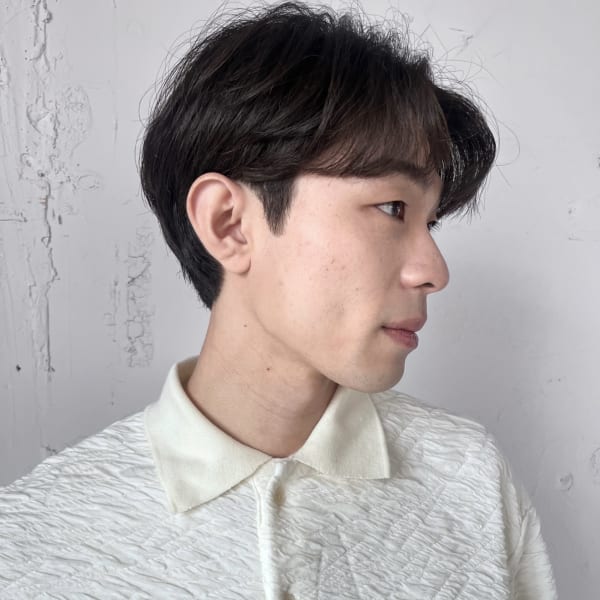 大人のお洒落メンズデザイン、ニュアンスパーマで周りと差のつくhairに|STYLE 茅ヶ崎 smart salon