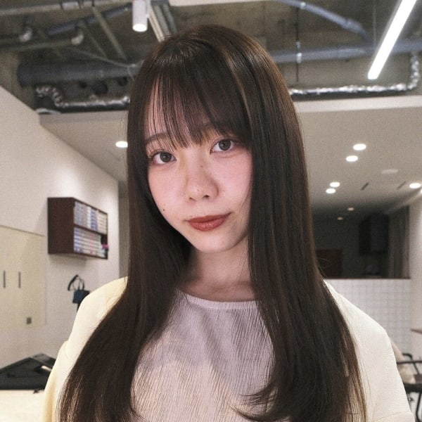 女性、男性のスタイルチェンジなど幅広く対応◎デザインカットでワンランク上のヘアスタイルに♪|Look at