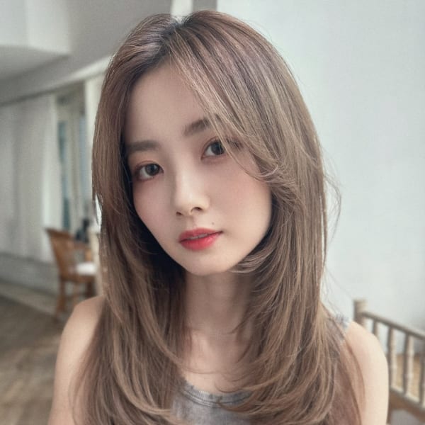 韓国ヘア、似合わせ小顔レイヤーカット、透明感カラー、髪質改善...Violetのこだわりをご紹介☆|Violet 横浜店