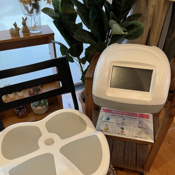 骨盤底筋トレーニングマシーン導入|整体・骨盤ケア ラフ音ラフ