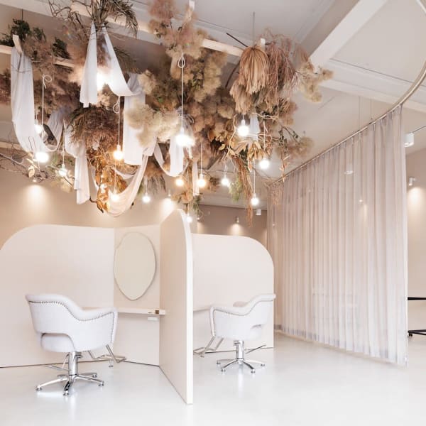 『全メニューにヘッドスパ付き!』あなたの心と髪を癒す、私たちの特別なおもてなしの理由をご紹介♪|髪質改善&ヘッドスパ特化サロンMint leaf 大福店