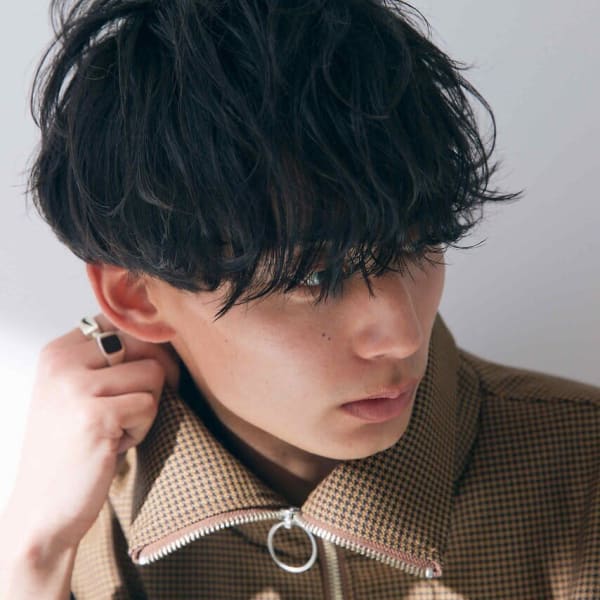 ビジネスシーンにも◎ 自宅での再現性の高いパーマスタイル|クロードモネ H2O・ AVEDA 東京ビルTOKIA店