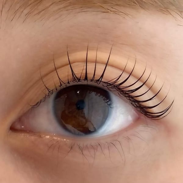 可愛い仕上がりに♪【パリジェンヌラッシュリフト】自まつ毛が伸びたようなナチュラル仕上がり☆|Choupinet by Arbre et chimie