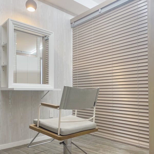 ◇人目を気にせずリラックス「半個室」のあるサロン◇|THETA ふじみ野