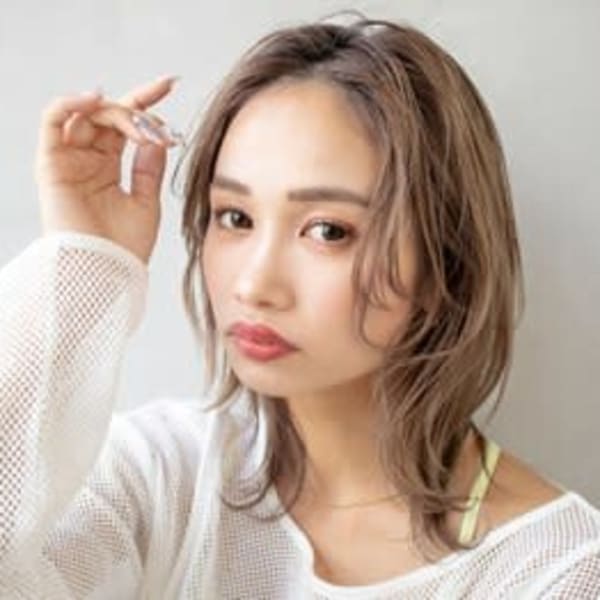 顔周りの似合わせカットが得意|EIGHT fukuoka 福岡天神店