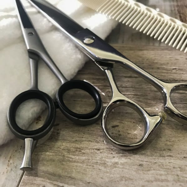 お顔もトータルでケアできます☆|OFA'S HAIR 美野島通り店