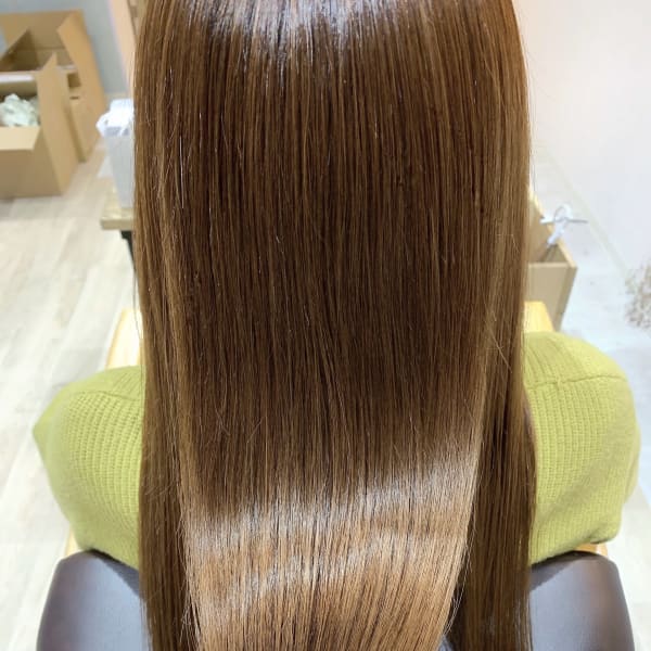 【千種/今池 徒歩3分】ダメージレスな[奇跡の美髪ストレート]で髪質改善♪思わず触れたくなる美髪に|VERBENA hair design