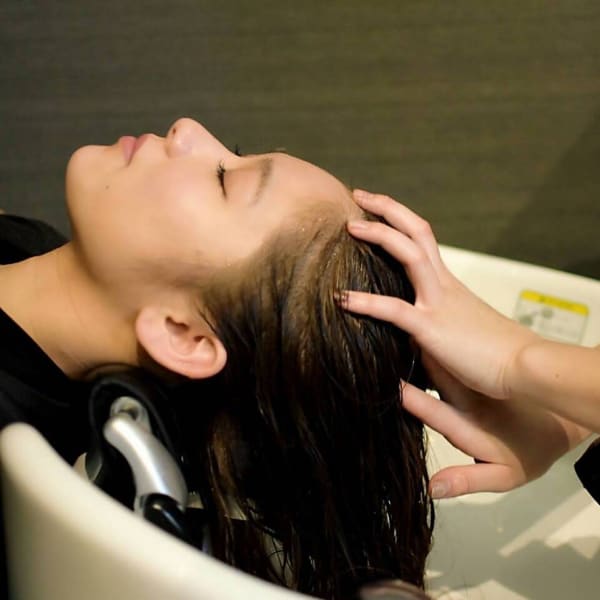 あなたに合ったメニューが選べる◎〈フルフラット・個室スパルーム〉で極上のヘッドスパタイムを味わって♪|HAIR&SPA FELICE MICHI