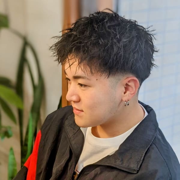 イメージを変えたい20代に圧倒的な人気のパーマスタイルを提供します。|ヘアーサロンSIGEKI