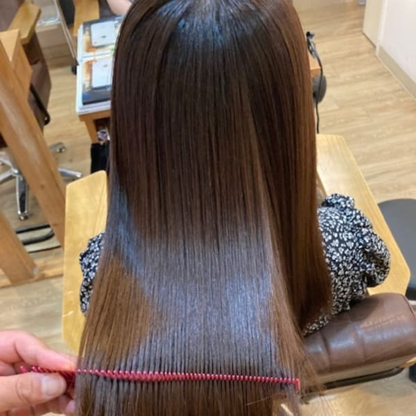 グレイカラー・白髪カバーが得意なサロン|Grand × AtlierDonguri