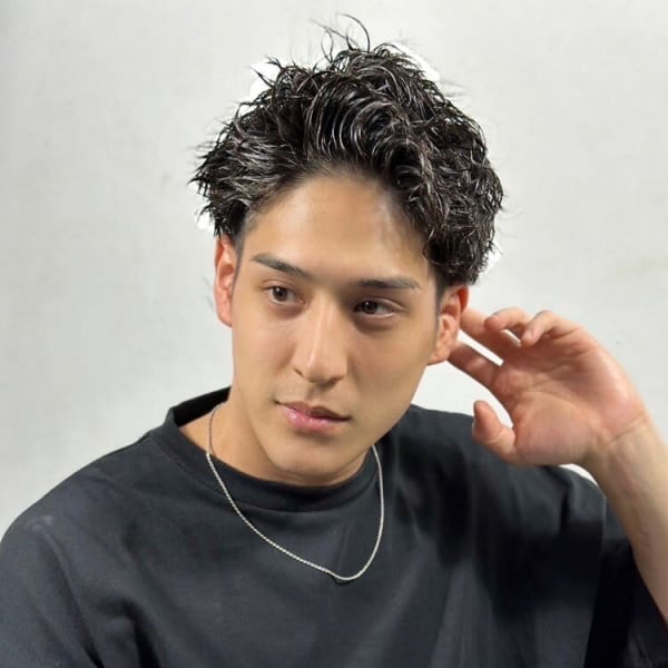 最新トレンドのパーマスタイル!他と差がつくオシャレな髪型に!|ヒロ銀座名駅西口店