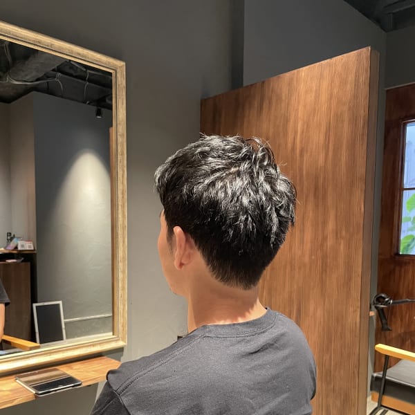 【大人メンズ】30代におすすめの清潔感のあるカジュアルスタイル|&WORKS 2nd