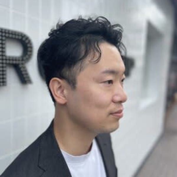 メンズメカット・メンズパーマ・メンズカラーも充実|ROSE HIP 姪浜