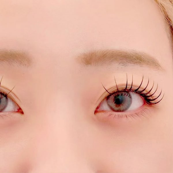 目の形にあったエクステ提案が得意|Lupines by ONE's 橋本店