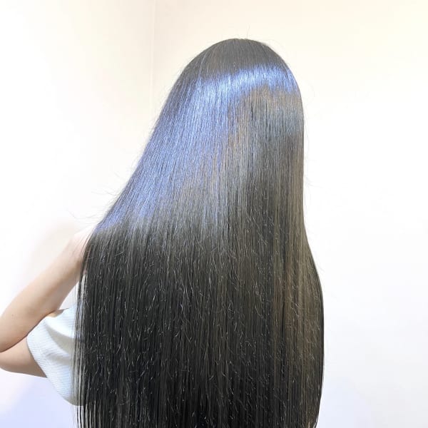 艶髪縮毛矯正から【ブリーチ毛対応】酸性ストレートまで！他店でお断りされた方必見です♪|Lilly shibuya 【髪質改善/縮毛矯正/酸性ストレート/ブリーチ/ダブルカラー】