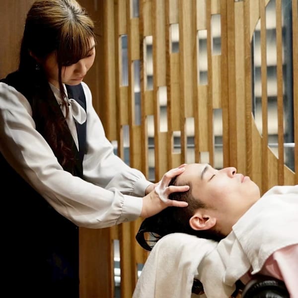 【ご新規様歓迎！！】日常生活で溜まった疲労を癒してくれる極上のヘッドスパ体験をぜひ！！|HIRO GINZA BARBER SHOP 横浜