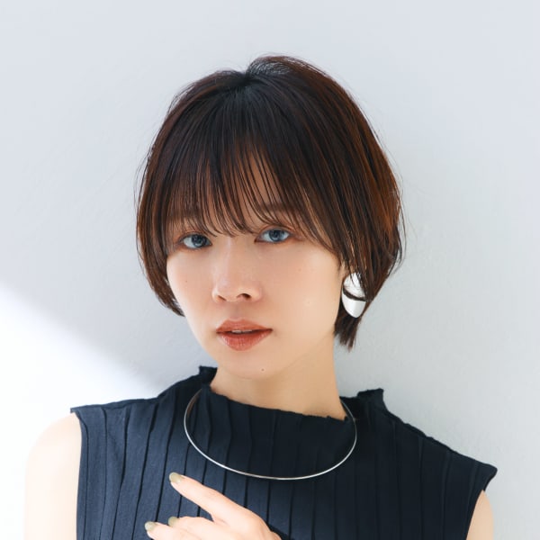 AVEDAカラーで白髪ぼかし。ハイライトを入れてオシャレな仕上がりに。|クロードモネ H2O・ AVEDA 東京ビルTOKIA店