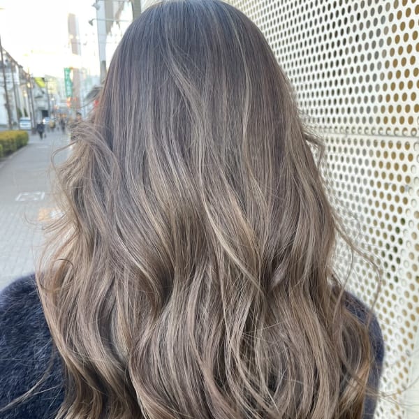 【イルミナカラー】艶感のある色味・外国人風な透明感で思わず自慢したくなるヘアに☆|GRAND Mar`s