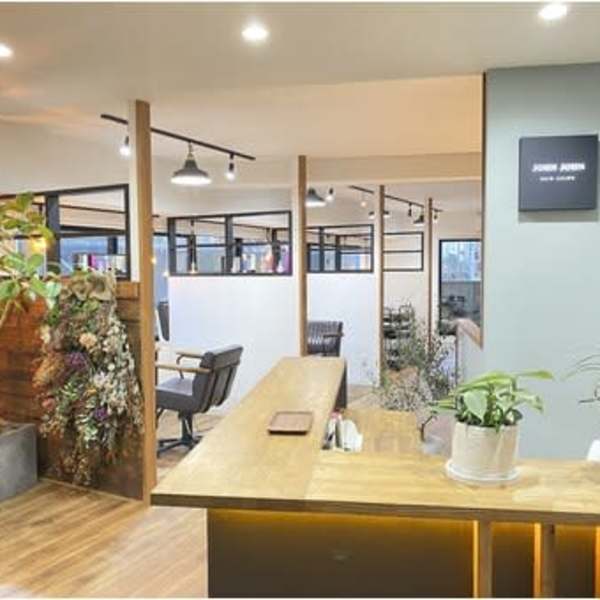 全席半個室で安らげるプライベート空間を提供☆|JOHN JOHN HAIR SALON