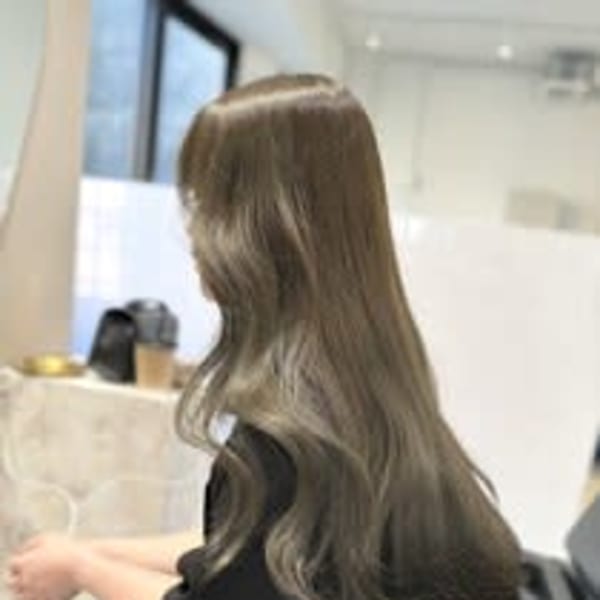 一人ひとりに似合うヘアを提案|loulou