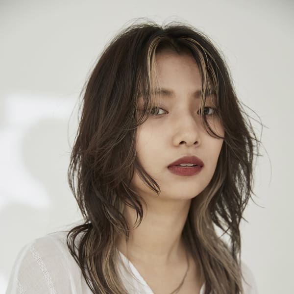 透明感あふれる【イルミナカラー】ダメージを極力抑えた薬剤で艶髪カラースタイルに・・・|NYNY 近鉄草津店