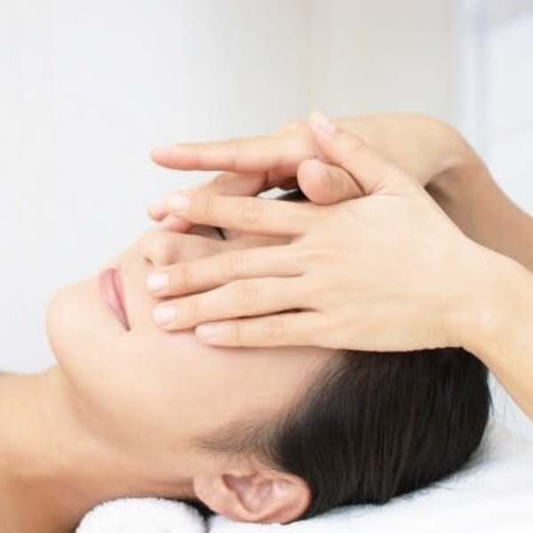 NEW【目鼻立ちスッキリ！】小顔フェイシャル＋首肩リンパ+むくみ改善60分￥7200　何度でも同価格|[毛穴/シミ改善・脱毛・小顔フェイシャル]ファインプラス