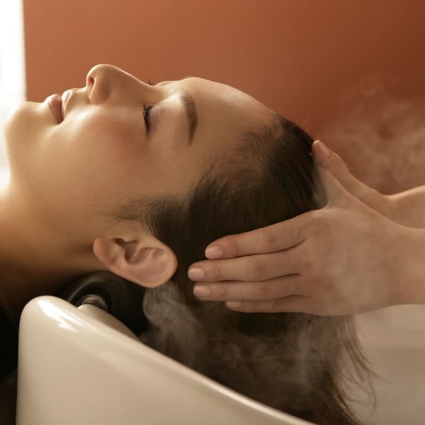 NASA開発のシートを取り入れた最新のフルフラットシャンプー台を完備!炭酸泉を超える最新技術の[ma|Sette 自由が丘