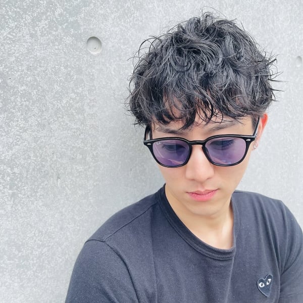 男性の髪のお悩みや、クセを活かしてなりたいスタイルを叶える★再現性の高さも◎|Beauty Resort AKAHIGE 新札幌店