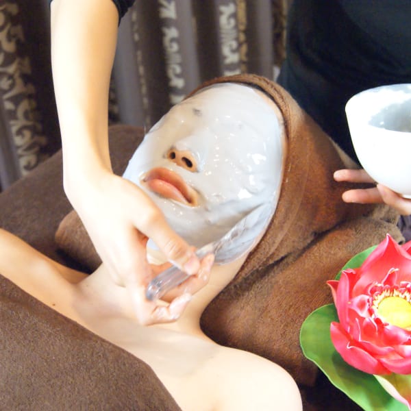 オールハンドフェイシャル|Aroma&Relaxation Polish 池袋店