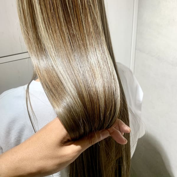 うるツヤになれる厳選トリートメントを取り揃えております◎|arts茅ヶ崎 【髪質改善＆トリートメント】