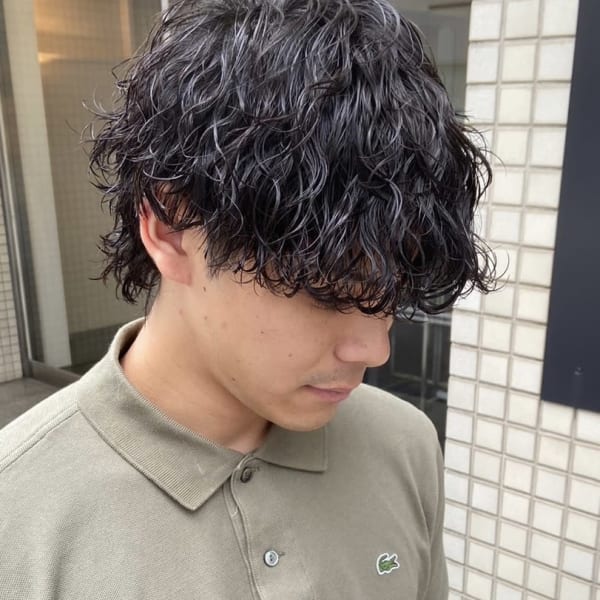 メンズカジュアルが得意なスタイリストと在籍◎|DOUBLE