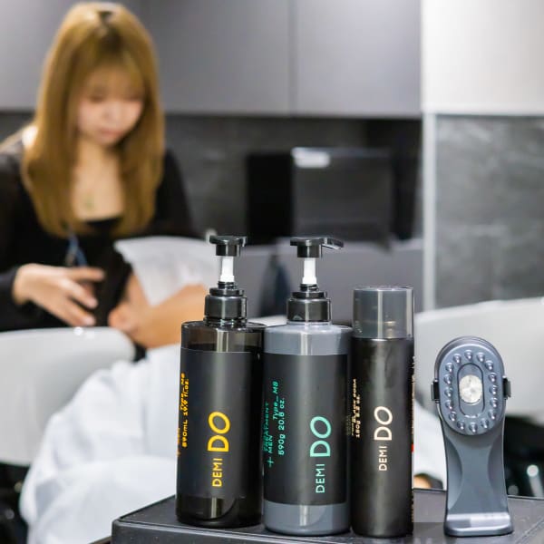 【最新の頭皮改善ケアコース】DEMI DO デンキバリブラシで頭皮環境を改善＊|メンズサロンTect by Ash吉祥寺