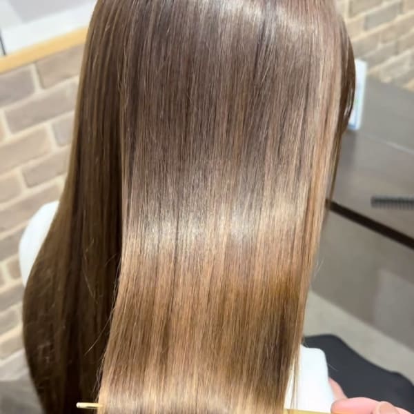 ＜TOKIOやサブリミック＞など極上の質感＆ツヤで満足ヘアに！！最新の髪質改善もここで♪|Luxo by Afinar