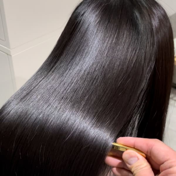 うるツヤになれる厳選トリートメントが自慢のサロン|髪質改善 2195hair 世田谷代田