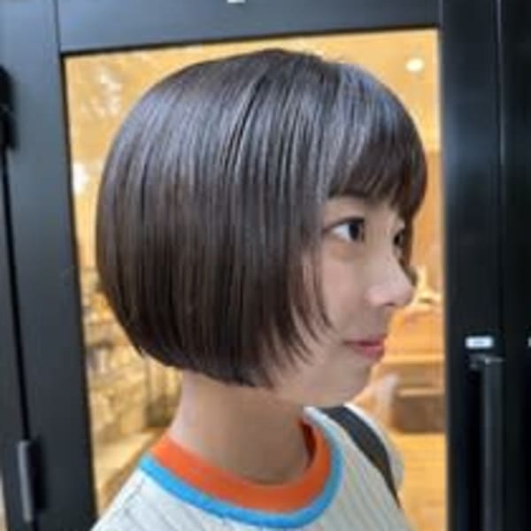 顔周りの似合わせカットが得意|SARA 山口店