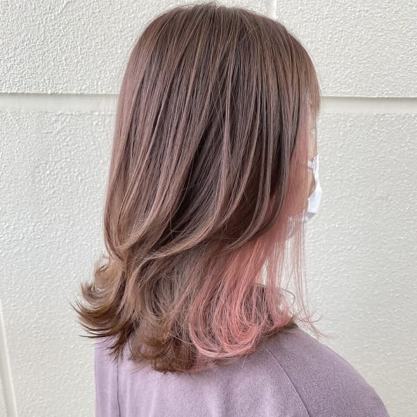 チラッと見えるカラーが可愛い♪イヤリングカラーでトレンド感UP☆控えめカラーでも派手カラーでも◎|cloud hair 東照宮店