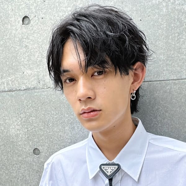 当店のメンズ特化美容師の中から、更にお客様に合わせたスタイリストを選んで頂けます。|aux. 表参道 【オグジュアリー】