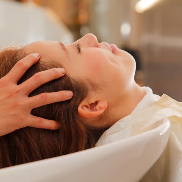 毎月ケア通いをするお客様が多いのも納得の仕上がり♪|entrir府中店