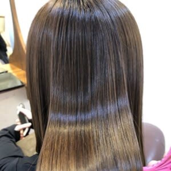 縮毛矯正・ストレートが得意|半個室型美容室 Sourire 柚須店