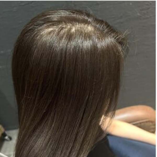 うるツヤになれる厳選トリートメントが自慢|半個室型美容室 Sourire 柚須店