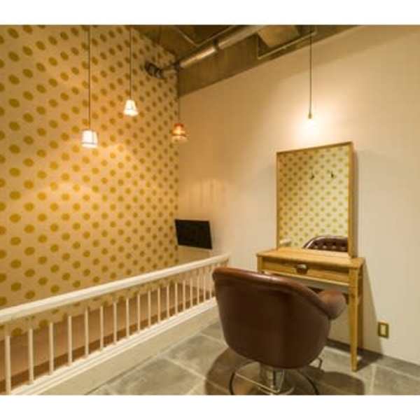 お子様連れに嬉しいkidsルーム付き☆|半個室型美容室 Sourire 柚須店