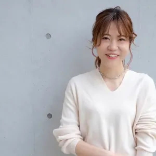 女性スタイリストが多い|半個室型美容室 Sourire 春日千歳町店