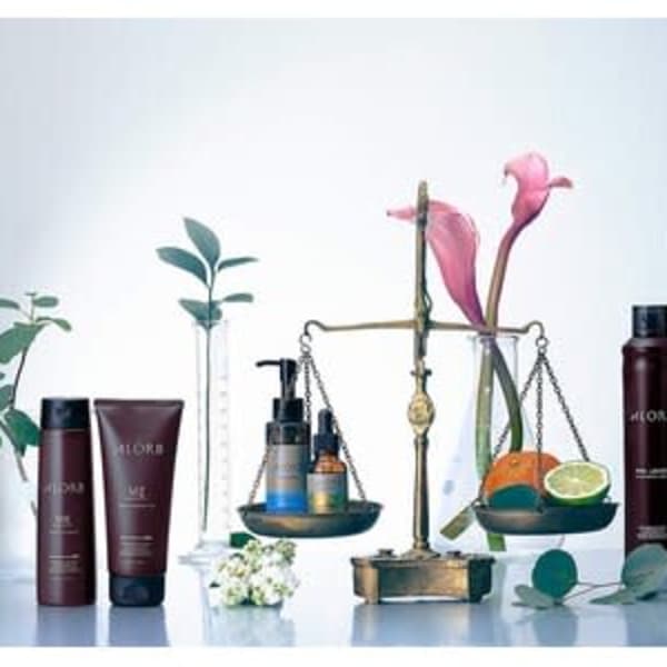 【選べるオリジナルエッセンスで癒しの時間を体験できます♪|半個室型美容室 Sourire 春日千歳町店