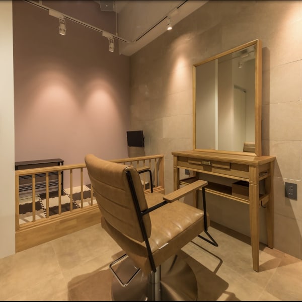 お子様同伴OK|半個室型美容室 Sourire 雑餉隈店