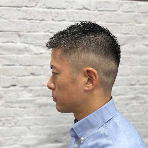 ビジネスからカジュアルスタイルまで!シャンプーカット.シェービング込 |salon de courage