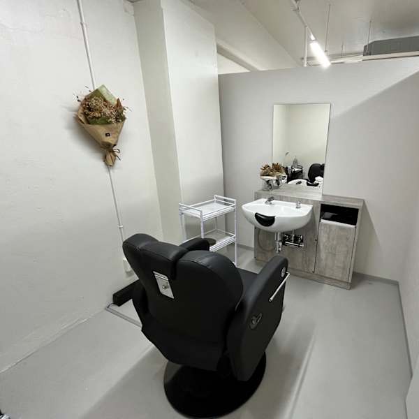 リラックスできる個室ありサロン|増毛エクステ/ウィッグ専門店 Lazo hair【ラソヘアー】